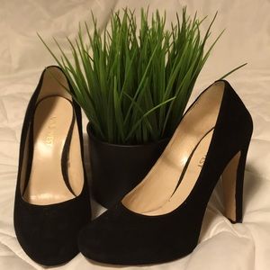 Nine West Black Heels
